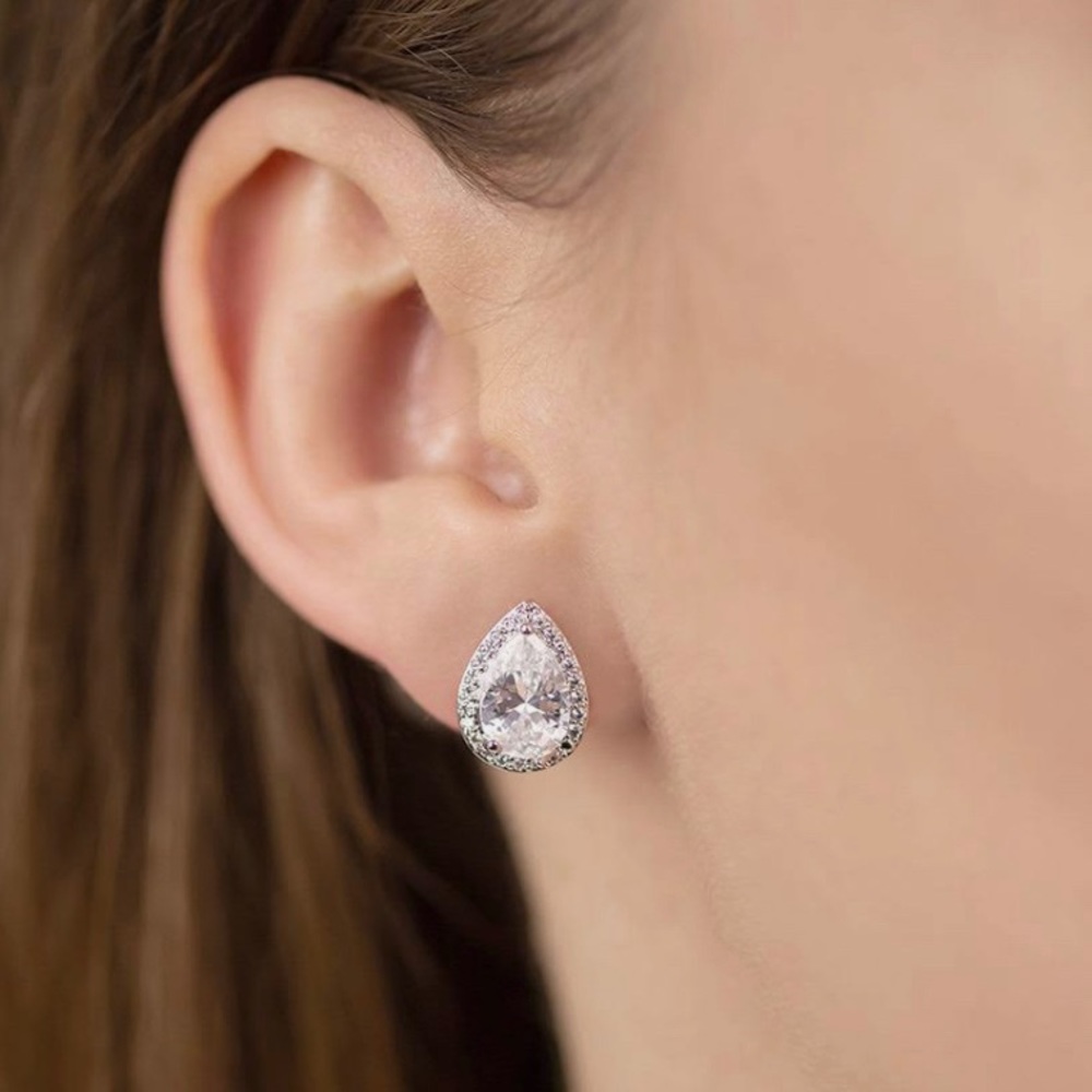 Nia Teardrop Earrings